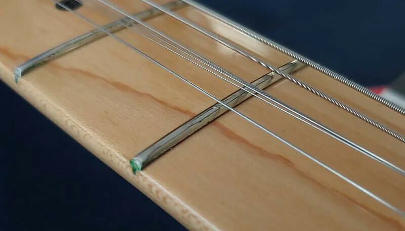 Fender frets = Strung Guitars
