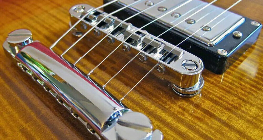 Gibson bridge - Strung Guitars